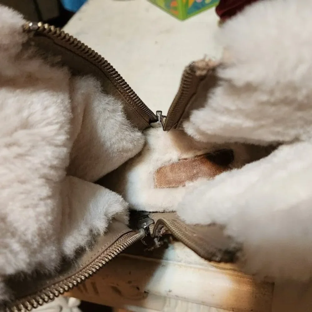 Michael Kors Heeled Fleece Lined Booties Size 7.5M - Picture 5 of 8